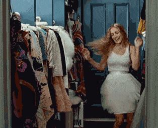 Sex & The City Carrie dancing gif